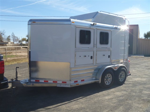 2015 Deluxe 4 Star 2 Horse Trailer