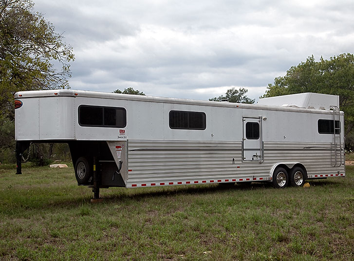 2008 Sundowner 6 Horse Trailer