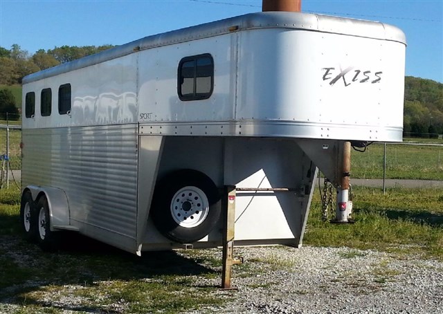 2007 Exiss Sport 3 Horse Trailer