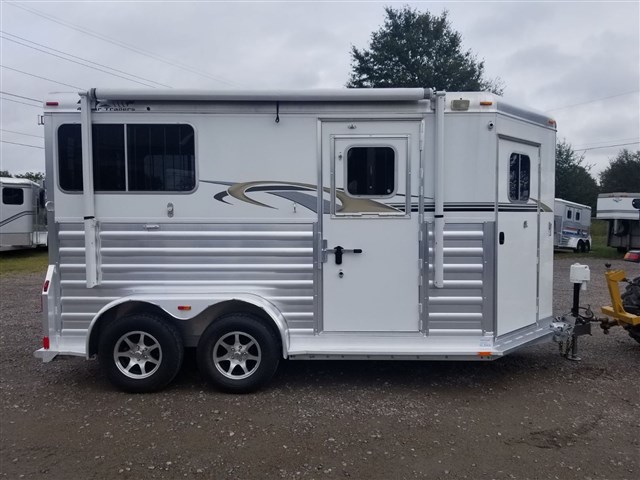 2017 4 Star Deluxe 2 Horse Trailer